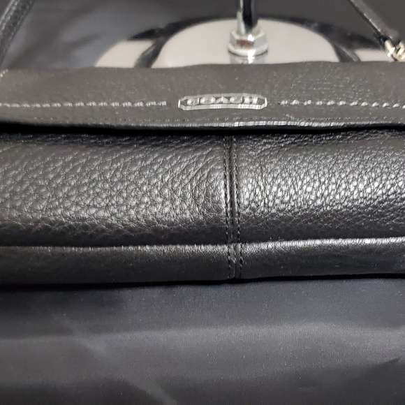 Coach Park Leather Large Flap Wristlet 49177 - Picture 5 of 6